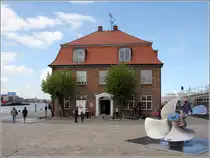 Wismar. Das Baumhaus am Alten Hafen wurde in der ersten H�lfte des 18. Jahrhunderts errichtet. 05.05.2019