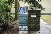 Der Eingang zum ehemaligen Haus von Erich und Margot Honecker in der Waldsiedlung Wandlitz in Brandenburg n�rdlich von Berlin.
Aufnahme: 9. Juni 2019.