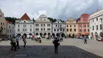 Cesky Krumlov/Krumau, B�rgerh�user am Marktplatz Namesti Svornosti (26.05.2019)