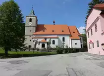 Horni Plana, fr�hgotische Dekanatskirche St. Margaretha, erbaut im 13. Jahrhundert (26.05.2019)