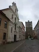 Jihlava, Maria Himmelfahrt Kirche und Muttergottestor (28.05.2019)