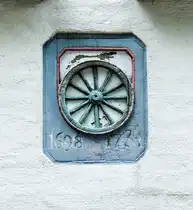 Hausmark in Friedrichstadt. Hier wohnte fr�her ein Kutschenbauer. Aufnahme: 9. Juli 2019.