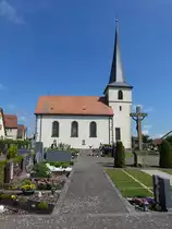 W�lfershausen, Pfarrkirche St. Kilian und Vitus, erbaut ab 1615 durch den W�rzburger F�rstbischof Julius Echter von Mespelbrunn (26.05.2018)