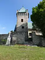 Vitochov/ Witochau, Wallf. Kirche St. Michael, erbaut im 13. Jahrhundert, fr�hgotische Steinkirche (01.06.2019)