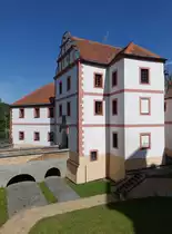Lnare/ Schl�sselburg, Schloss, erbaut im 16. Jahrhundert durch die Ritter ze Ln�ř (02.06.2019)