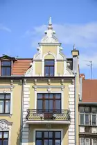 Ausschnitt eines alten deutschen Geb�udes an der Alea Grundwaldzka im Danziger Ortsteil Oliwa. Aufnahme: 14. August 2019.