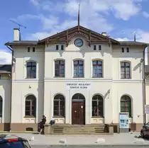 Das Bahnhofsgeb�ude im Danziger Stadtteil Oliwa. Aufnahme: 14. August 2019.