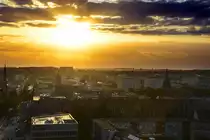 Sonnenuntergang �ber Stettin (Szczecin) - Aussicht vom Turm der St. Jakobinische (Katedra Świętego Jakuba). Aufnahme: 10. August 2019.