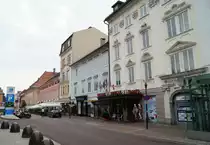 Blick �ber den Neuen Platz in Klagenfurt zum Hotel  Palais Porcia  Richtung S�dosten, 26.08.2019.