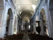 Calenzana, barocker Innenraum der Stiftskirche Sainte-Blaise, Barockaltar von 1767 (19.06.2019) 