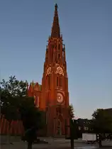 Die  gro�e Kirche von Bremerhaven im Abendlicht der untergehenden Sonne. 19.09.2019
