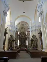 Prestice, barocke Alt�re in der Pfarrkirche Maria Himmelfahrt (06.07.2019)