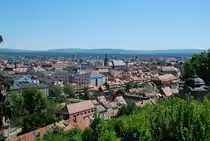 Bamberg, Blick auf die Stadt vom Michelsberg �ber die Regnitz. Im Hintergrund in der Mitte die St. Martinskirche - 06.05.2018
