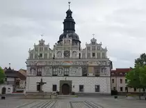 Stribro /Mies, sgraffitiverziertes Rathaus am Marktplatz, erbaut 1543 (07.07.2019)