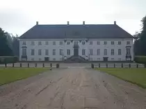 Schloss Krengerup, sch�nster klassizistische Herrensitz D�nemarks, erbaut von 1772 bis 1776 von Hans Naess (23.07.2019)