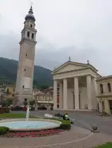 Valdobbiadene, Pfarrkirche Santa Maria Assunta an der Piazza Guglielmo Marconi (17.09.2019)