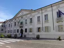 Gorizia/G�rz, Palazzo Attems an der Piazza Amicis, erbaut im 18. Jahrhundert im palladianischem Stil (19.09.2019)