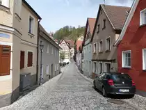 Kulmbach, historische Geb�ude im Stadtg�sschen in der Altstadt (16.04.2017)