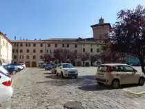 Scandiano, historische Geb�ude an der Piazza Fiume (21.09.2019)