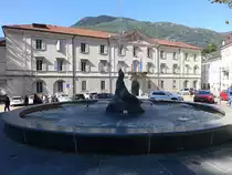 Bellinzona, Geb�ude des Kantonsparlament an der Piazza Governo (07.10.2019)