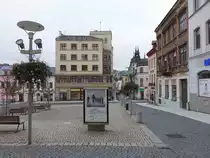 Jablonec nad Nisou / Gablonz an der Nei�e, H�user am Hauptplatz Dolni Namesti (28.09.2019)