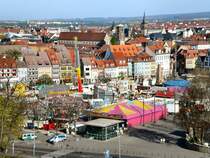 Erfurt, Domplatz mit Fr�hlingsrummel. 2007