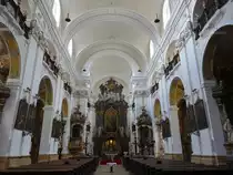 Hradec Kralove / K�niggr�tz, barocker Innenraum der Jesuitenkirche (30.09.2019)