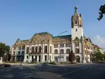 Kiskunfelegyhaza, Rathaus am Szent Janos Ter, erbaut 1911 nach Pl�nen des Architekten Jozsef Vas (25.08.2019)