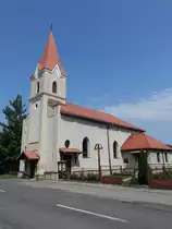 Dolna Strehova, r�misch-katholische Kirche im klassizistischen Stil, erbaut im 18. Jahrhundert (27.08.2019)