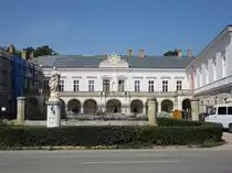 Voderady, Barockschlo�, erbaut im 18. Jahrhundert (29.08.2019)