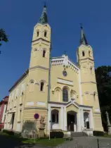 Kunin / Kunewald, Pfarrkirche Hl. Kreuzerh�hung, erbaut bis 1759 (31.08.2019)