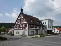 Eigeltingen, historisches Rathaus in der Krumme Stra�e (25.05.2017)