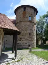 Gerolzhofen, Wehrturm der Stadtbefestigung in der Dreim�hlenstra�e (28.05.2017)