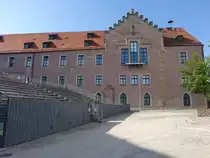 Schloss Neunburg vorm Wald, neugotischer Umbau 1857 als Bezirksgericht nach Pl�nen von August von Voit (02.06.2017)