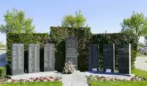 Grafenhausen, Denkmal f�r die Gefallenen der beiden Weltkriege auf dem Friedhof, April 2020