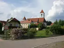 Seebarn, gotische kath. Pfarrkirche Maria Himmelfahrt, erbaut um 1300 (03.06.2017)