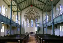K�ndringen, Blick zum Altar in der evangelischen Kirche, April 2020
