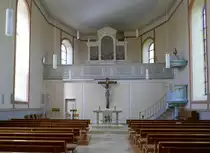 Hugsweier, Blick zum Altar und zur Chororgel in der evangelischen Kirche, April 2020