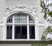 Jugendstilrelief - Nikolaistra�e 10 in Flensburg. Aufnahme: 2. Mai 2020.
Aufnahme: 2. Mai 2020.