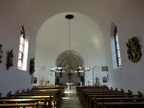 Margetsh�chheim, Innenraum der kath. Pfarrkirche St. Johannes Baptist (15.08.2017)
