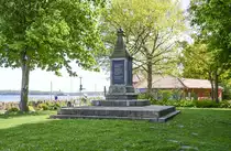 Denkmal der S�dschanze im Kurpark von Eckernf�rde. Aufnahme: 11. Mai 2020.
