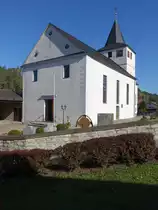 Sindeldorf, kath. Pfarrkirche Maria Himmelfahrt, erbaut von 1813 bis 1829 (15.10.2017)