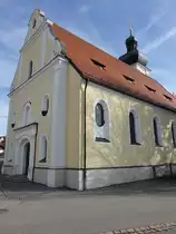 March, neubarocke kath. Pfarrkirche St. Peter und Paul, erbaut von 1905 bis 1907 (04.11.2017)