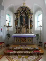 Wiesing, Hochaltar in der kath. Pfarrkirche St. Matth�us (04.11.2017)