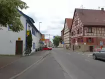 H�pfigheim, Fachwerkh�user in der Hauptstra�e (24.06.2018)