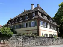 Diersburg, das historische Weingut geht zur�ck auf etwa 1750, es beherbergt auch ein Weinbaumuseum, Juni 2020