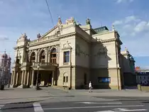Pilsen, Josef-Kajet�n-Tyl-Theater, erbaut von 1899 bis 1902 (26.06.2020)