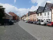 Ustek / Auscha, historische H�user am Mirove Namesti (28.06.2020)