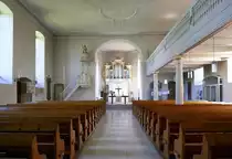 Kork, Blick zum Altar und zur historischen Orgel in der evangelischen Dorfkirche, Mai 2020