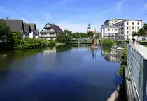 Willst�tt, Blick �ber die angestaute Kinzig zur Wehranlage,  Mai 2020